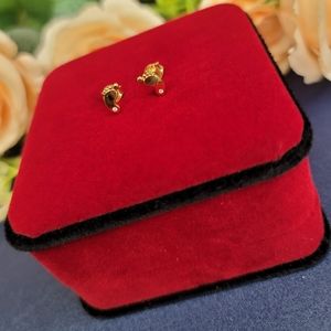 18k gold baby feet stud earrings